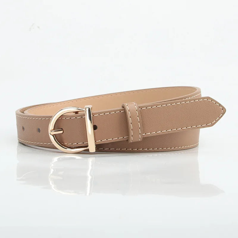 into feminino moderno com fivela de pino, fino e de couro.